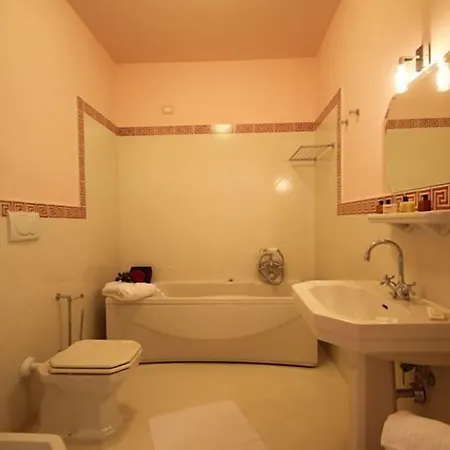 호텔 Palace Nuova Strada 노세라 테리네세