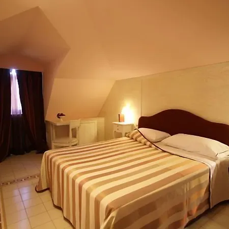 Palace Nuova Strada 4*