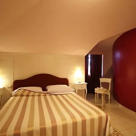 Hotel Palace Nuova Strada 4*