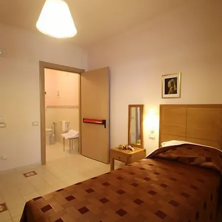 호텔 Palace Nuova Strada 4*