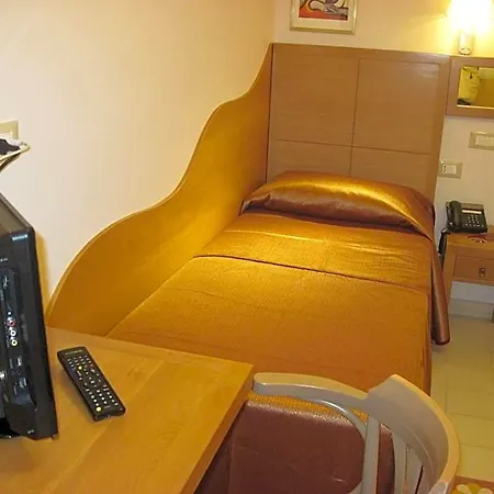 Palace Nuova Strada 4* Ночера-Теринезе