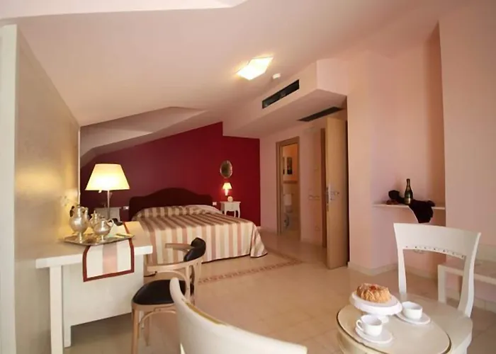 Palace Nuova Strada 4*