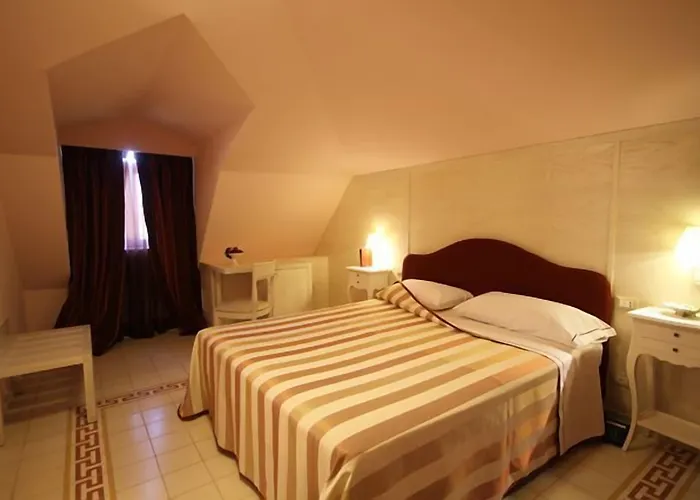 Palace Nuova Strada 4*