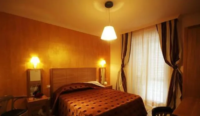 Palace Nuova Strada 4*