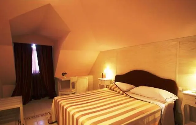 Palace Nuova Strada מלון 4*